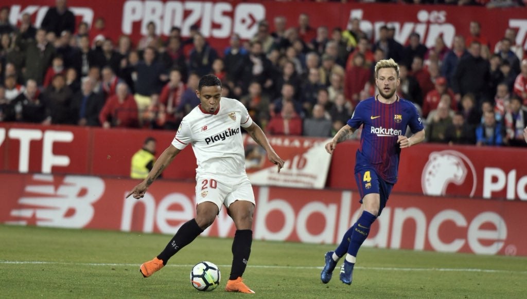 LuisMurielvsBarcelonaFotoOficialSEVILLA.jpg