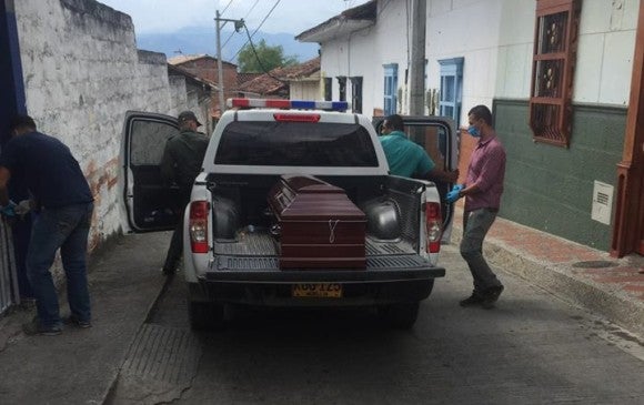 MUERTO-ESCUELA.jpg