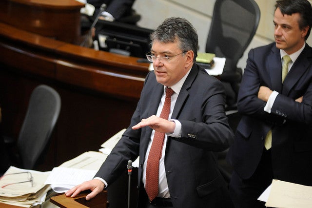 Mauricio-Cardenas-ministro-de-hacienda-Colprensa-Juan-Páez2.jpg