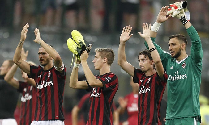 MilanJugadoresFotoOficialMilan.jpg