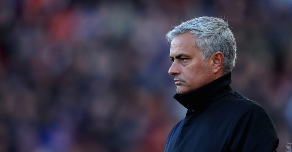 MourinhoOficialUnited-960x500-1.jpg