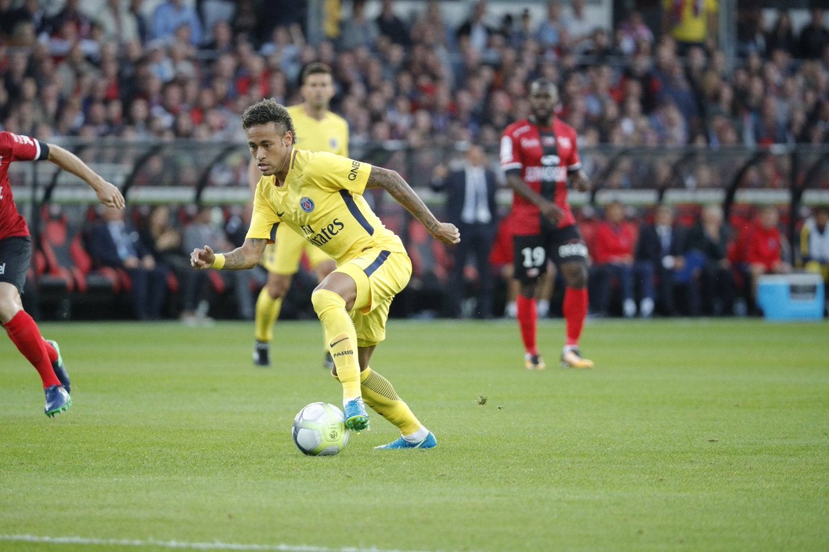 NeymarDebut1PSGOFICIAL1.jpg