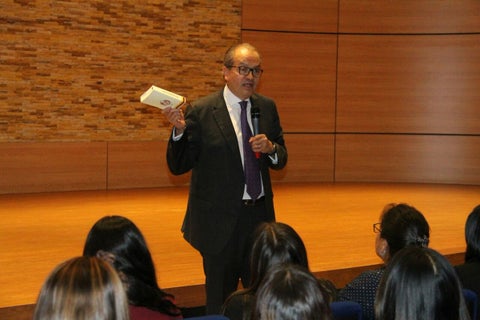 PROCURADORCARRILLOOFICIAL1.jpg