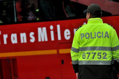 Policía-Transmilenio-Colprensa.jpg