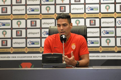 RadamelFalcaoPrensaMONACOOficial1.jpg
