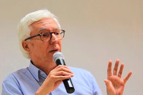 Robledo-LA-FM-@JERobledo.jpg