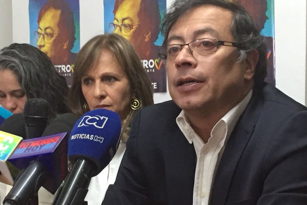 Robledo-Petro-LA-FM.jpg