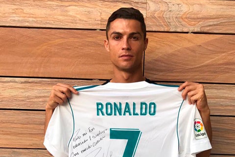 Ronaldo-LA-FM-@Cristiano.jpg