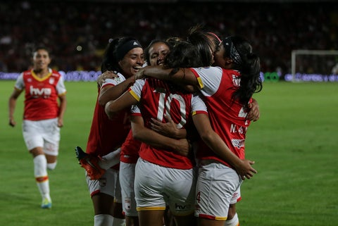 SantaFeFemeninoCampeon1.jpg
