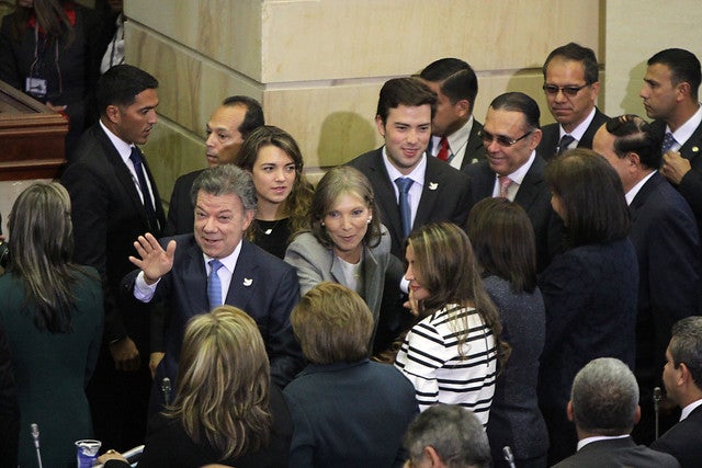 Santos-Congreso-LA-FM-Colprensa.jpg