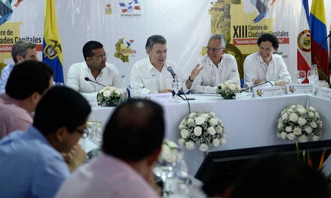 Santos-LA-FM-Presidencia-9.jpg