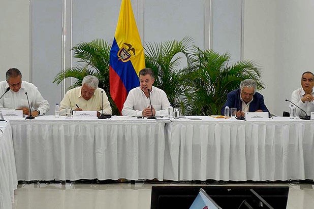 Santos-LA-FM-Presidencia12.jpg