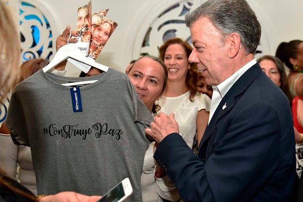 Santos-LA-FM-presidencia-1.jpg