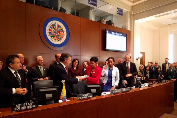 Santos-OEA-Twitter-oea.jpg