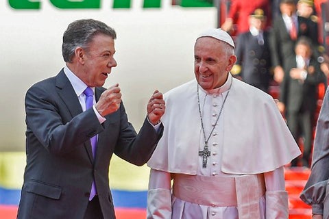 Santos-Papa-AFP-LA-FM.jpg