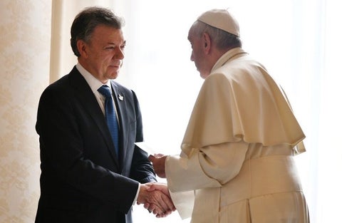 Santos-y-Papa-LAFM-AFP-768x500-1.jpg