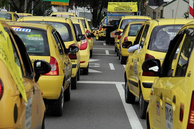 Taxis-Colprensa-Raúl-Palacios.jpg