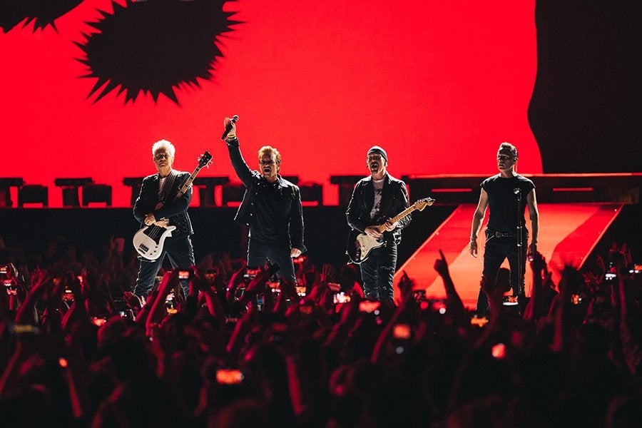 U2-LA-FM-Oficial.jpg