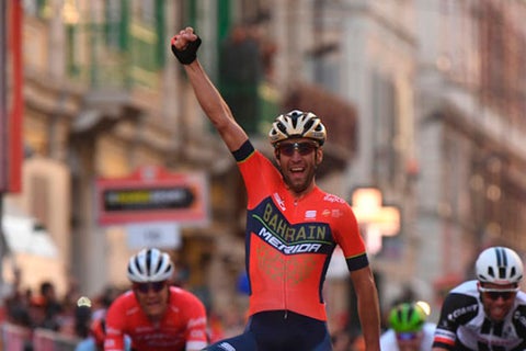 Vincenzo-Nibali-ganando-la-Milán-San-Remo-FOTO-AFP.jpg