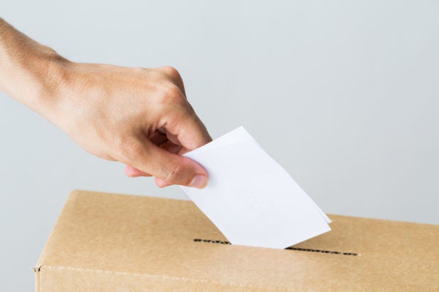 VotoVotacionEleccionesINGIMAGE1-e1517243759668.jpg
