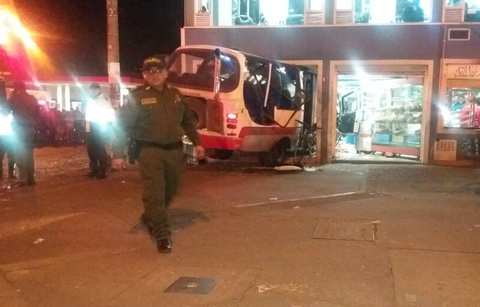 accidentebusetaquiriguaemergenciasbogota.png