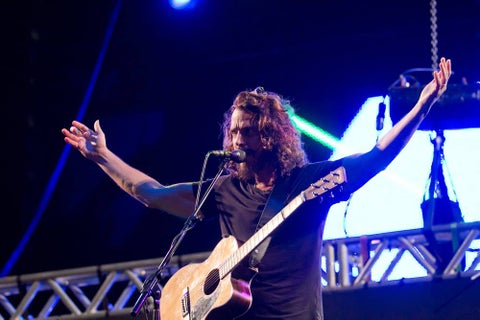 chriscornell11111.jpg