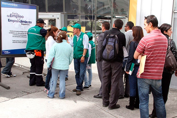 empleadoscolprensa.jpg