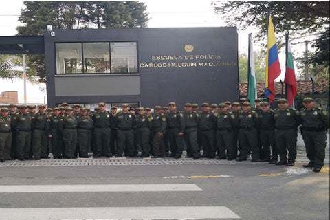 escuelaholguinlafm.jpg
