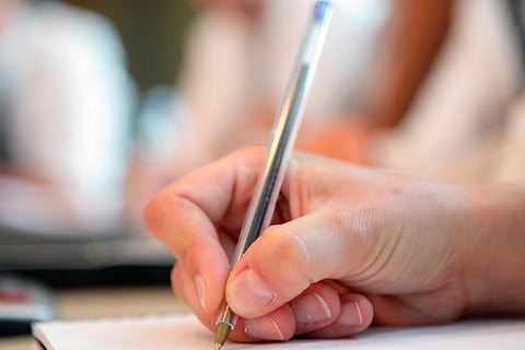 estudiantes-ingimage1.jpg
