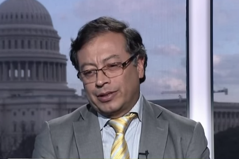 gustavopetro-univision.png