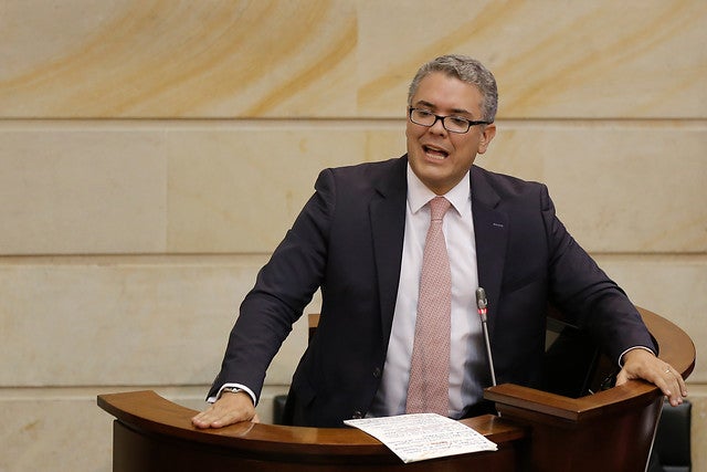 ivanduquecolprensalafm.jpg