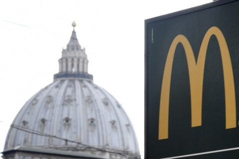 macdonaldsvaticano1afplafm1.jpg