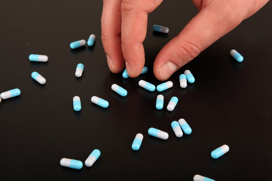 Antes de suspender el medicamento se debe consultar al médico tratante