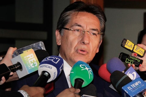 nestorhumbertomartinezcolprensa.jpg