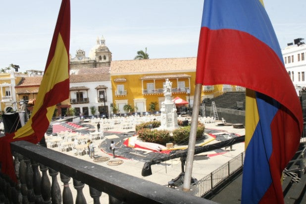 plazadelaaduanalafm.jpg