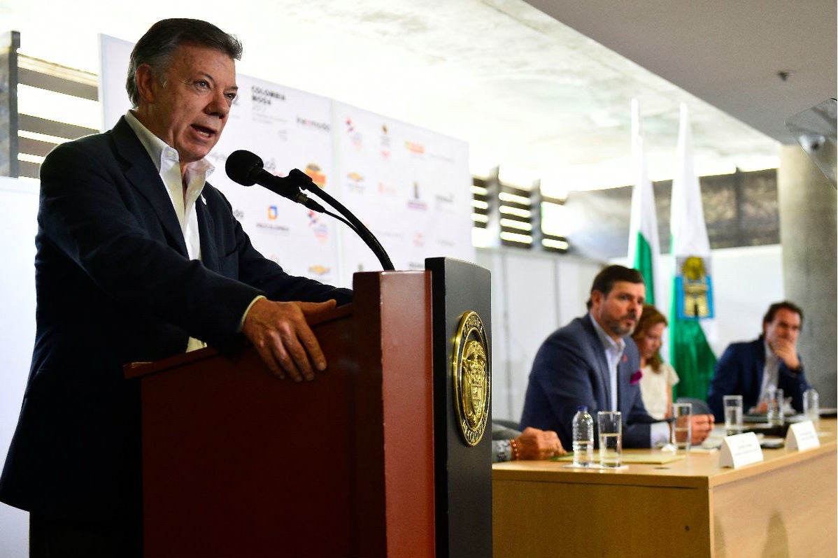 santoslafm-1.jpg