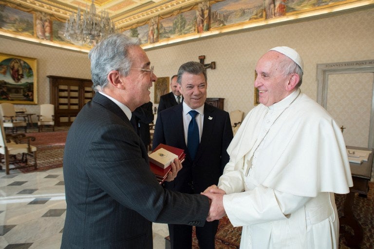santosuribepapafranciscoafplafm1.jpg