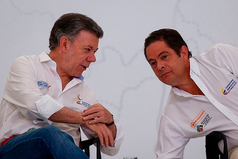 santosyvargasllerascolprensalafm.jpg