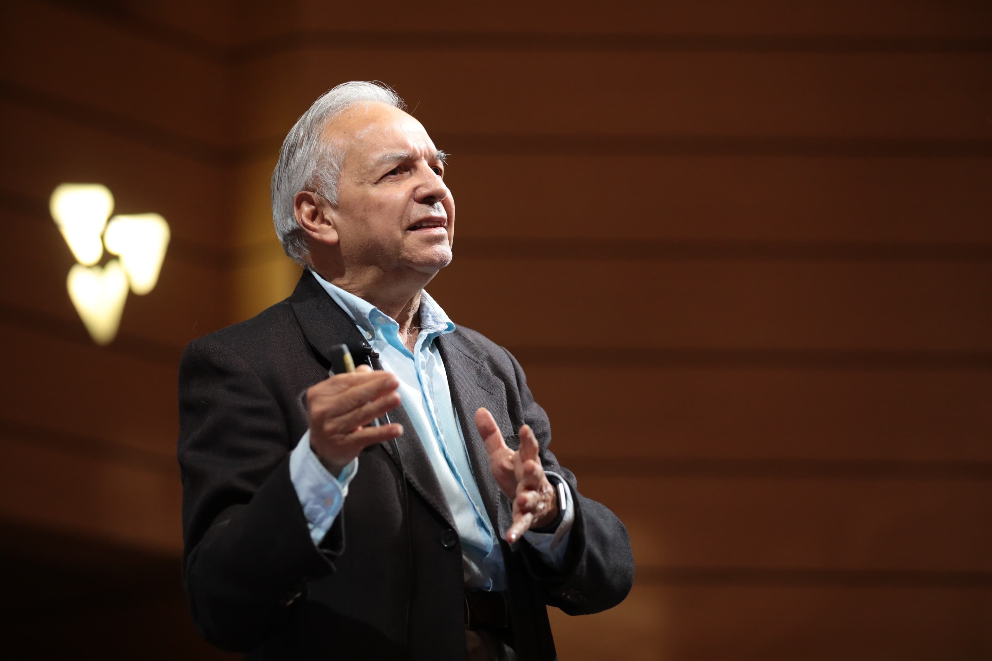 Ministro de Hacienda Ricardo Bonilla 