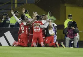 Policías para la final de ida entre Santa Fe y DIM