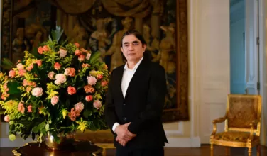 Embajada de EE. UU. molesta con Gustavo Bolívar por grabación off the record. Oviedo, López, Cabal y Dávila también presentes