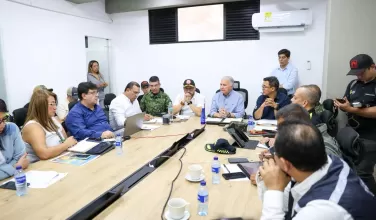 Ministro De Defensa en el Huila.