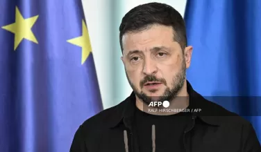 El presidente ucraniano denuncia la negativa rusa de aceptar un alto el fuego, complicando la búsqueda de paz.