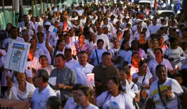 Pobladores protestan contra los repetidos ataques de la disidencia de las Farc Jaime Martínez en Jamundi, Valle del Cauca, el 31 de mayo de 2023.