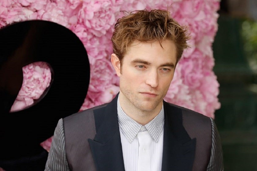 Robert Pattinson y su selfiesesión fotográfica en cuarentena para una