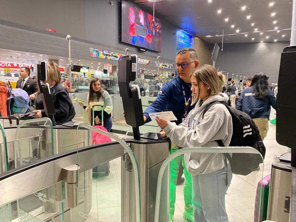 Aumentó en más de un 15 el transporte aéreo en Colombia