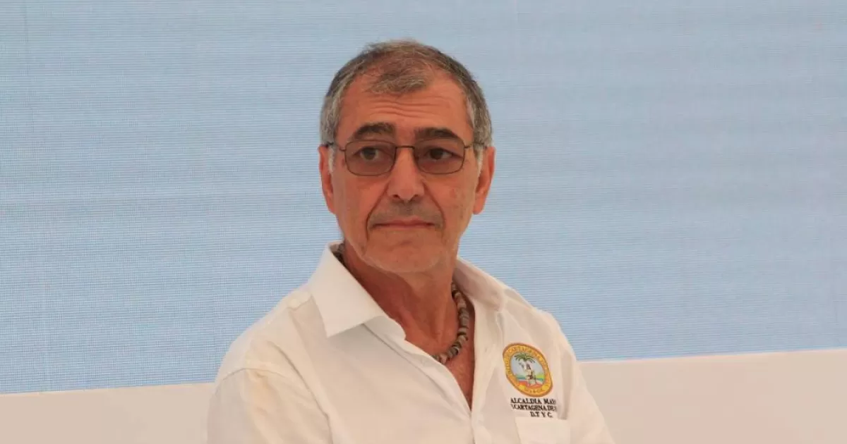 Procuraduría sanciona a William Dau por retraso en el PAE