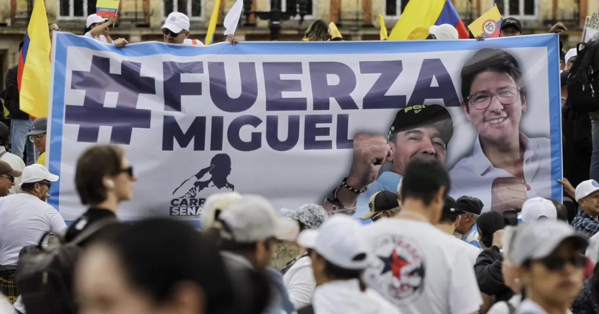PADRE de Miguel Uribe le envía mensaje de FE y APOYO