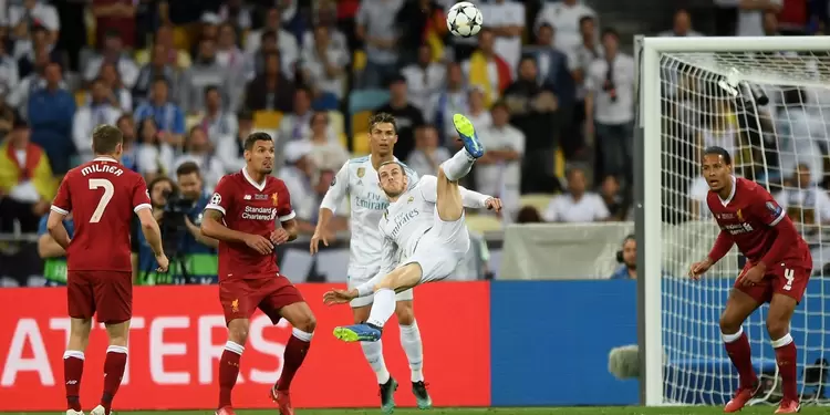 El acrobático golazo de Gareth Bale en la final de Kiev El acrobático golazo de Gareth Bale en la final de Kiev