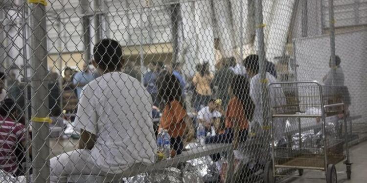 Migrantes centroamericanos en frontera de EE.UU.